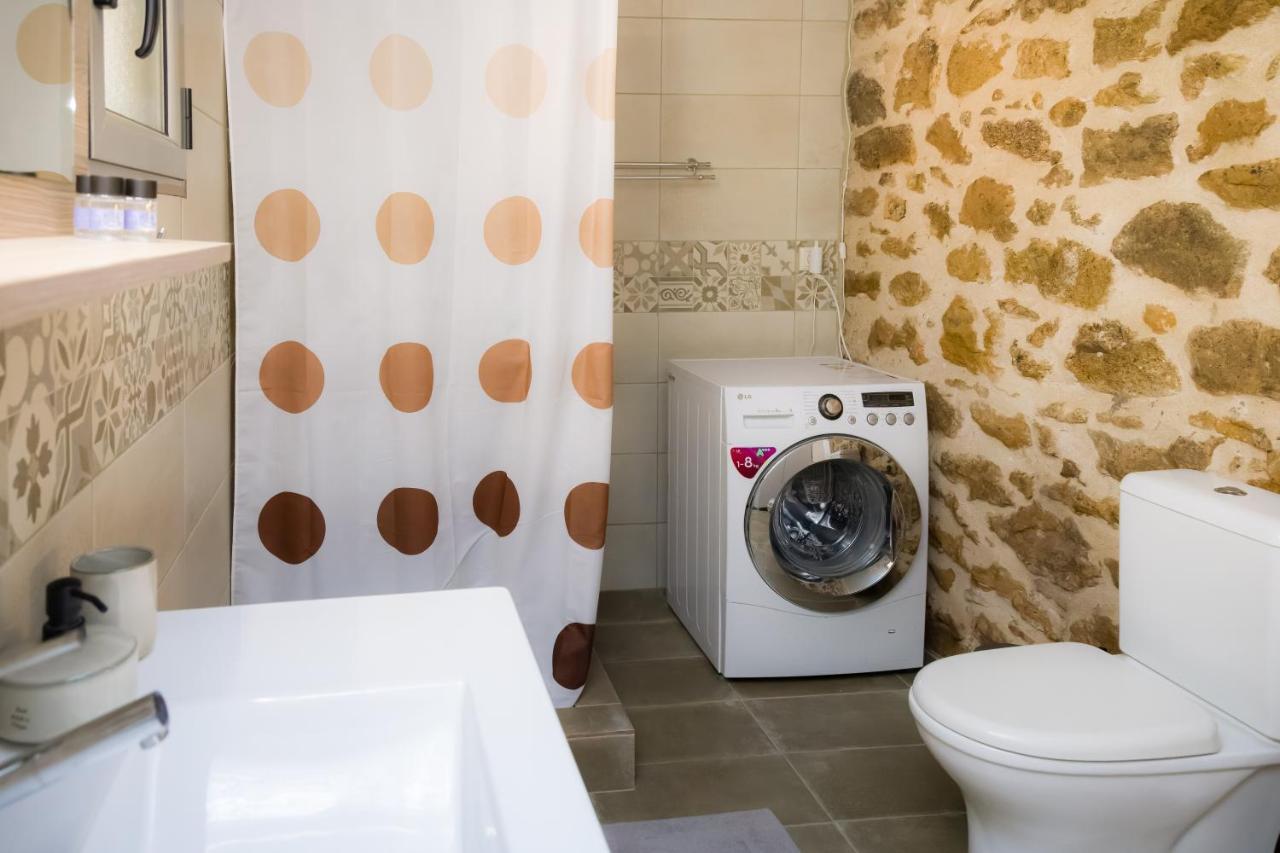 Messinian Stone House Villa Luaran gambar