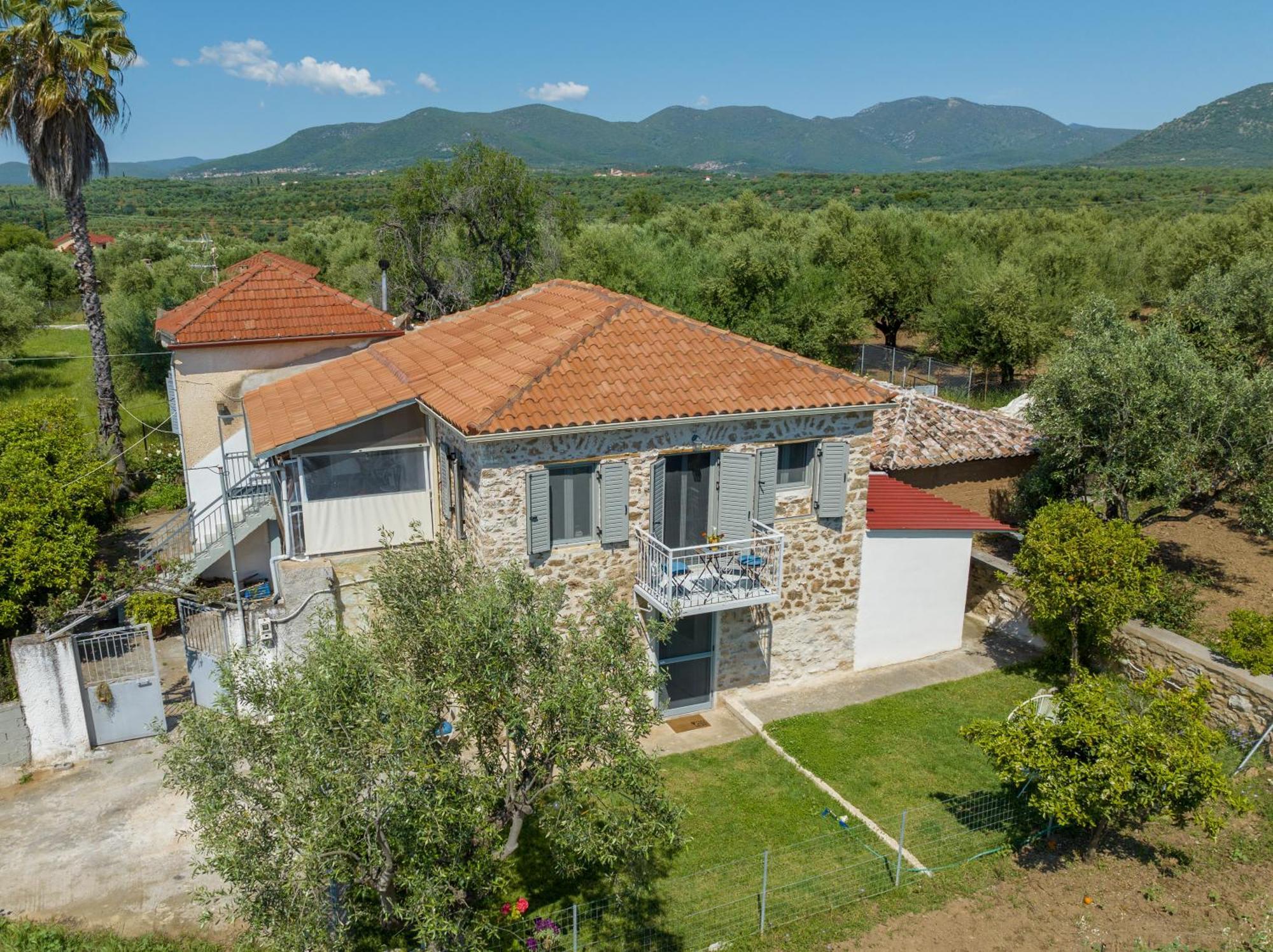 Messinian Stone House Villa Luaran gambar